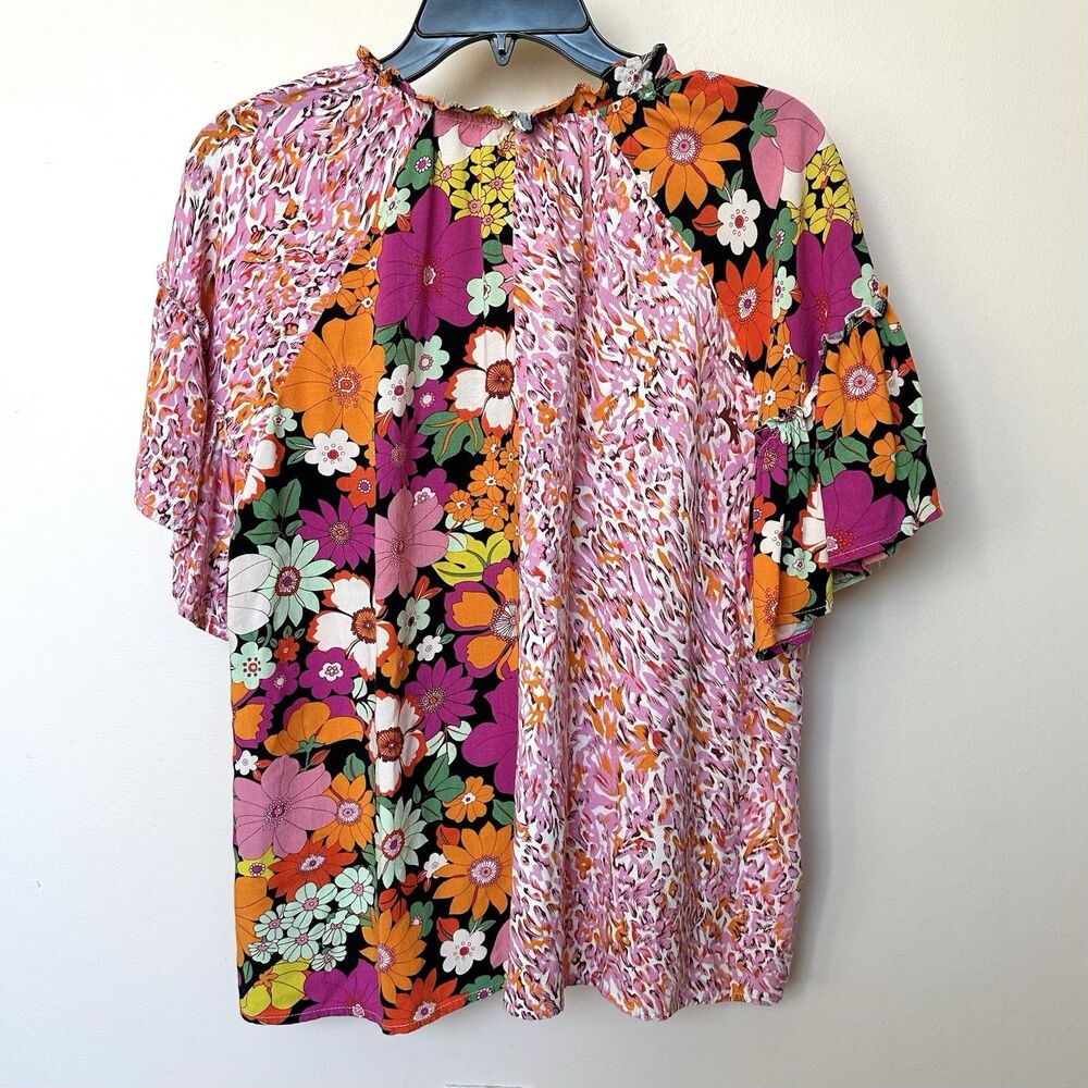 Entro Top Women's Lg Flutter Sleeve V-Neck Boho Floral Patchwork Mixed Print - Picture 3 of 5